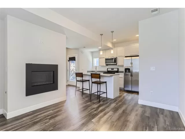 MLS: 5316895 Condo For Sale