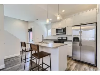 Photo #4: 5316895 Listing