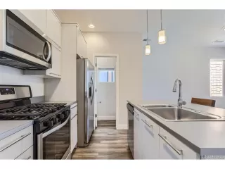 Photo #5: 5316895 Listing