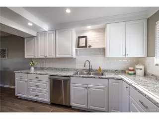 Photo #5: 5318237 Listing