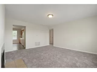 Photo #6: 5321004 Listing