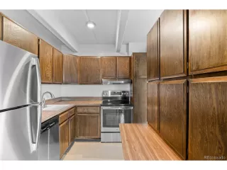 Photo #2: 5321077 Listing