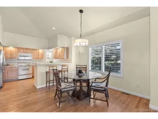 Photo #4: 5328609 Listing 