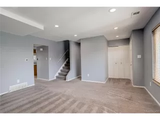 Photo #5: 5335585 Listing