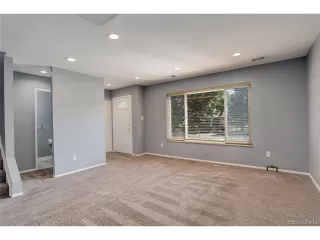 Photo #6: 5335585 Listing