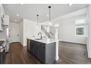 Photo #3: 5336918 Listing 