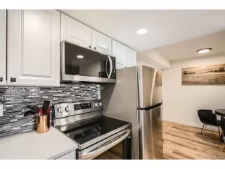 Photo #2: 5337665 Listing