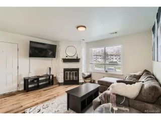 Photo #5: 5337665 Listing