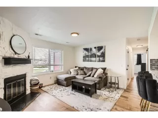 Photo #6: 5337665 Listing