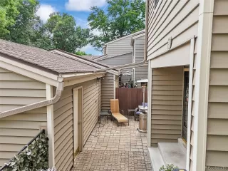 Photo #4: 5338031 Listing 