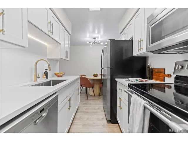MLS: 5340451 Condo For Sale