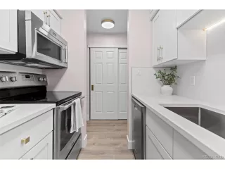 Photo #3: 5340451 Listing