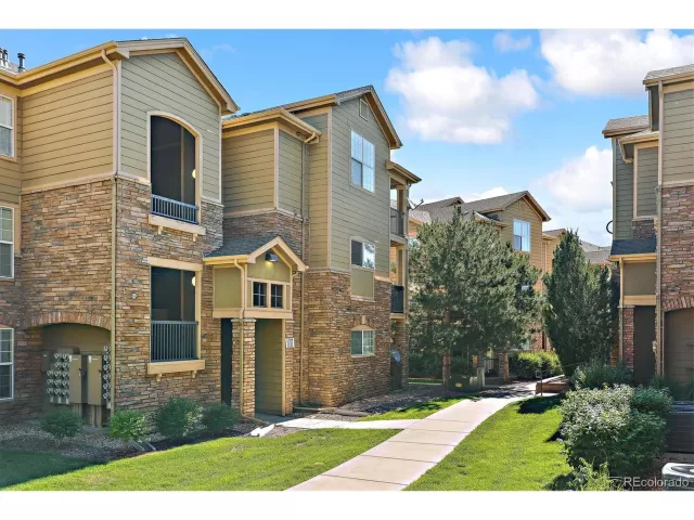MLS: 5343038 Condo For Sale
