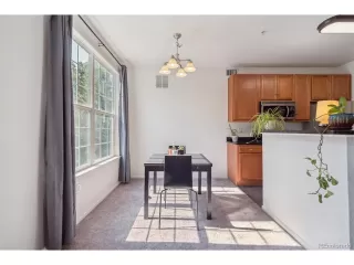 Photo #6: 5343038 Listing