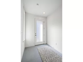 Photo #4: 5343297 Listing