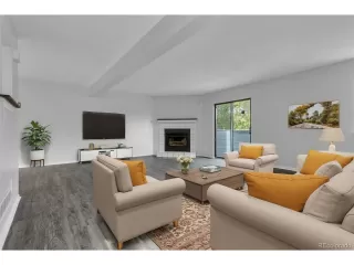 Photo #4: 5349454 Listing