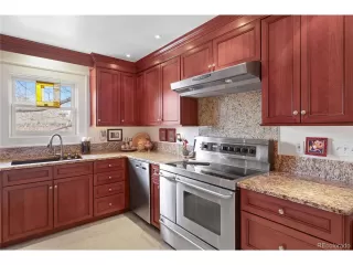 Photo #4: 5349459 Listing 