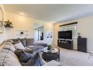 Photo #5: 5350883 Listing 