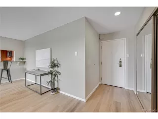 Photo #6: 5352823 Listing 