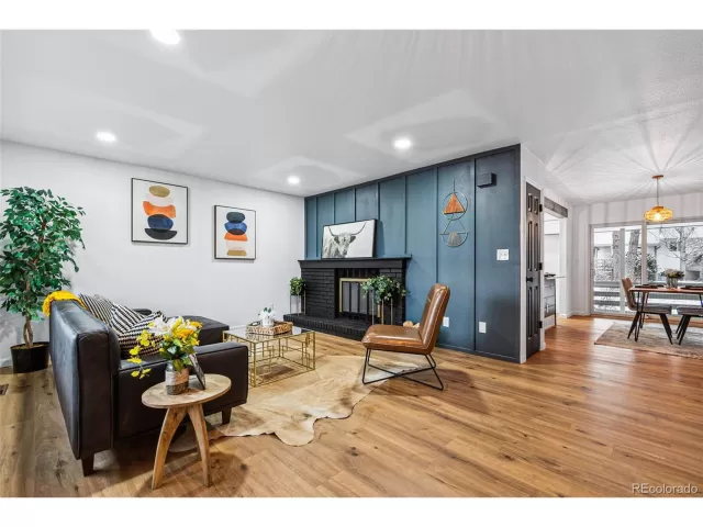 MLS: 5354705 Condo For Sale