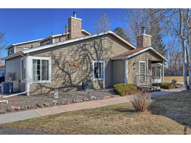 MLS: 5355025 Condo For Sale