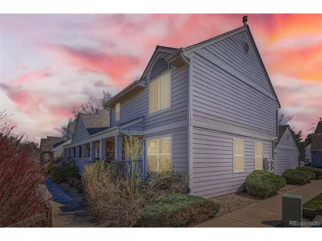 MLS: 5355627 Condo For Sale