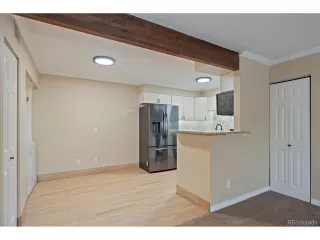 Photo #4: 5357361 Listing