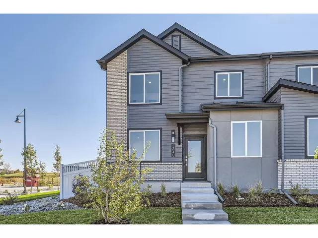 MLS: 5360153 Condo For Sale