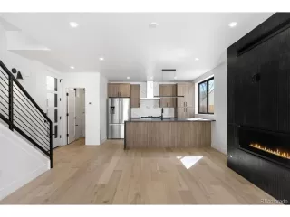 Photo #3: 5360757 Listing 