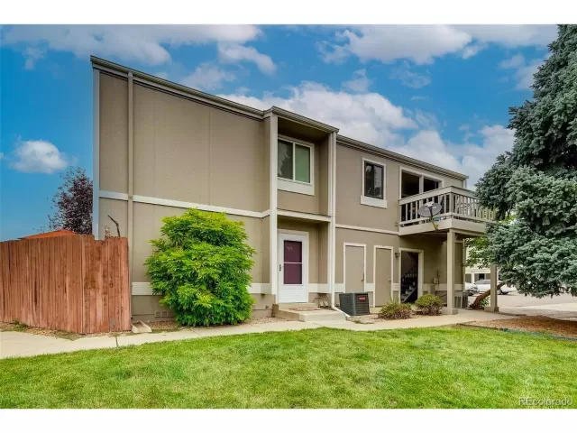 MLS: 5360893 Condo For Sale