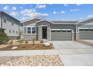 More Details about MLS # 5366735 : 6606 N NEPAL ST AURORA CO 80019