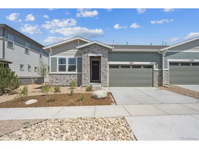 MLS: 5366735 Condo For Sale