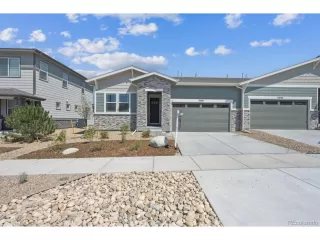 Photo #2: 5366735 Listing
