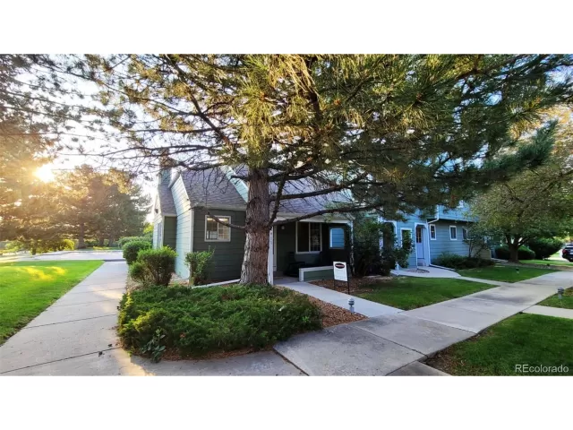 MLS: 5368838 Condo For Sale