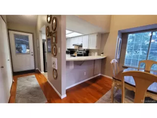 Photo #3: 5368838 Listing