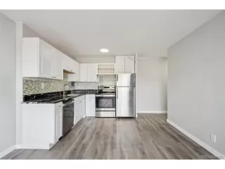 Photo #6: 5369272 Listing