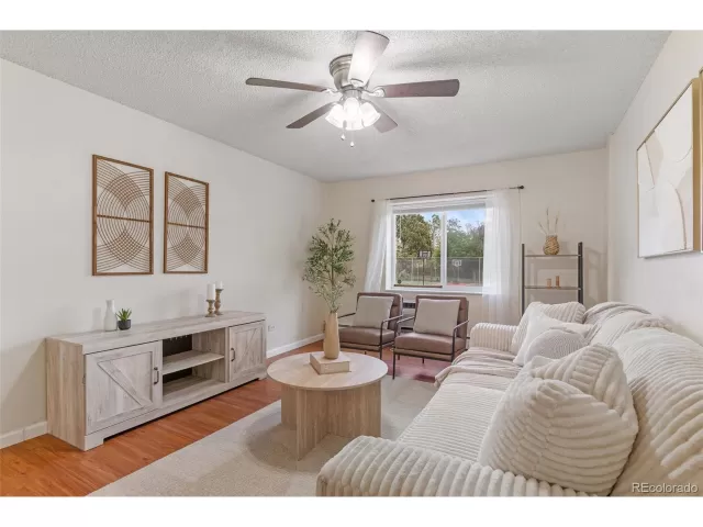 MLS: 5371519 Condo For Sale