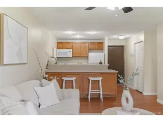 Photo #4: 5371519 Listing