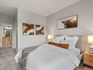 Photo #5: 5373446 Listing