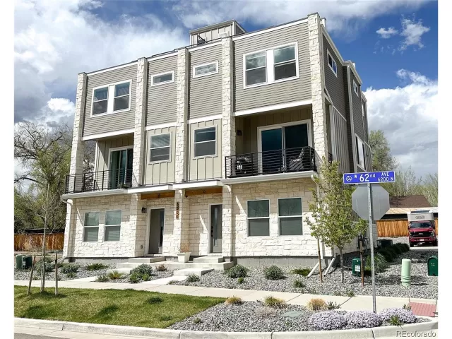 MLS: 5374392 Condo For Sale