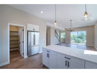 Photo #4: 5374392 Listing