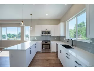Photo #6: 5374392 Listing