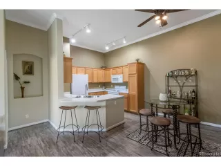 Photo #6: 5374826 Listing