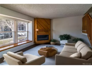 Photo #4: 5376102 Listing