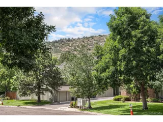 Photo #5: 5376259 Listing