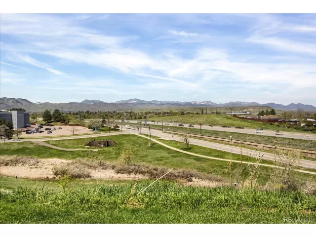 MLS: 5377521 Condo For Sale