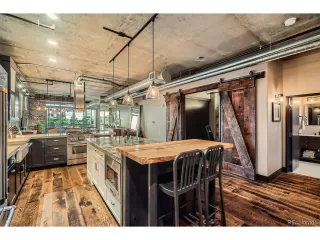 Photo #2: 5377753 Listing