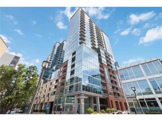 MLS: 5379153 Condo For Sale