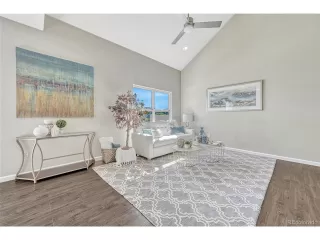 Photo #3: 5384018 Listing