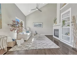 Photo #4: 5384018 Listing